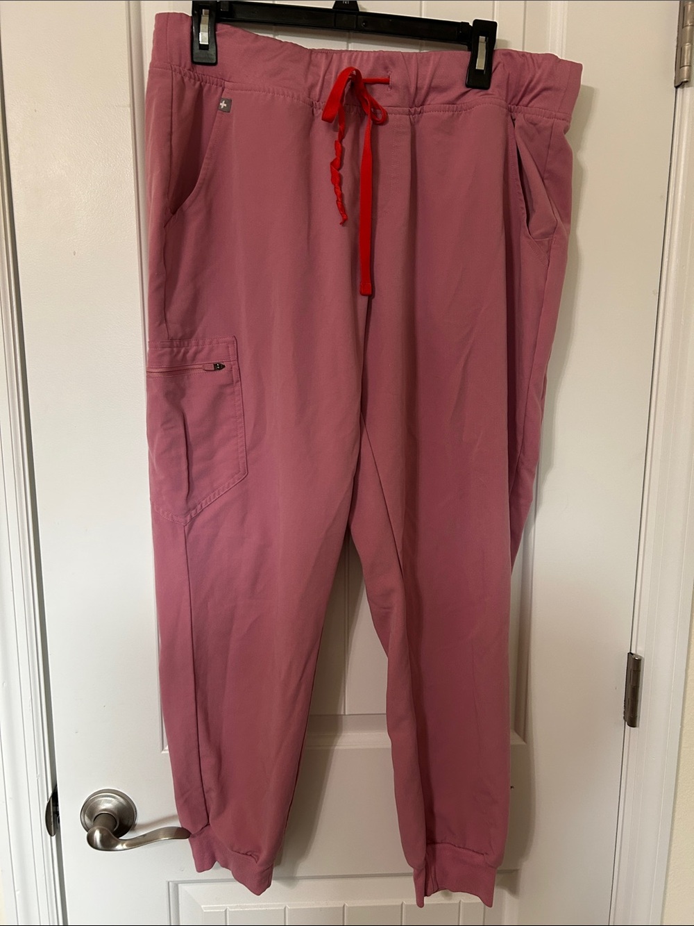 FIGS Jogger Scrub Pants